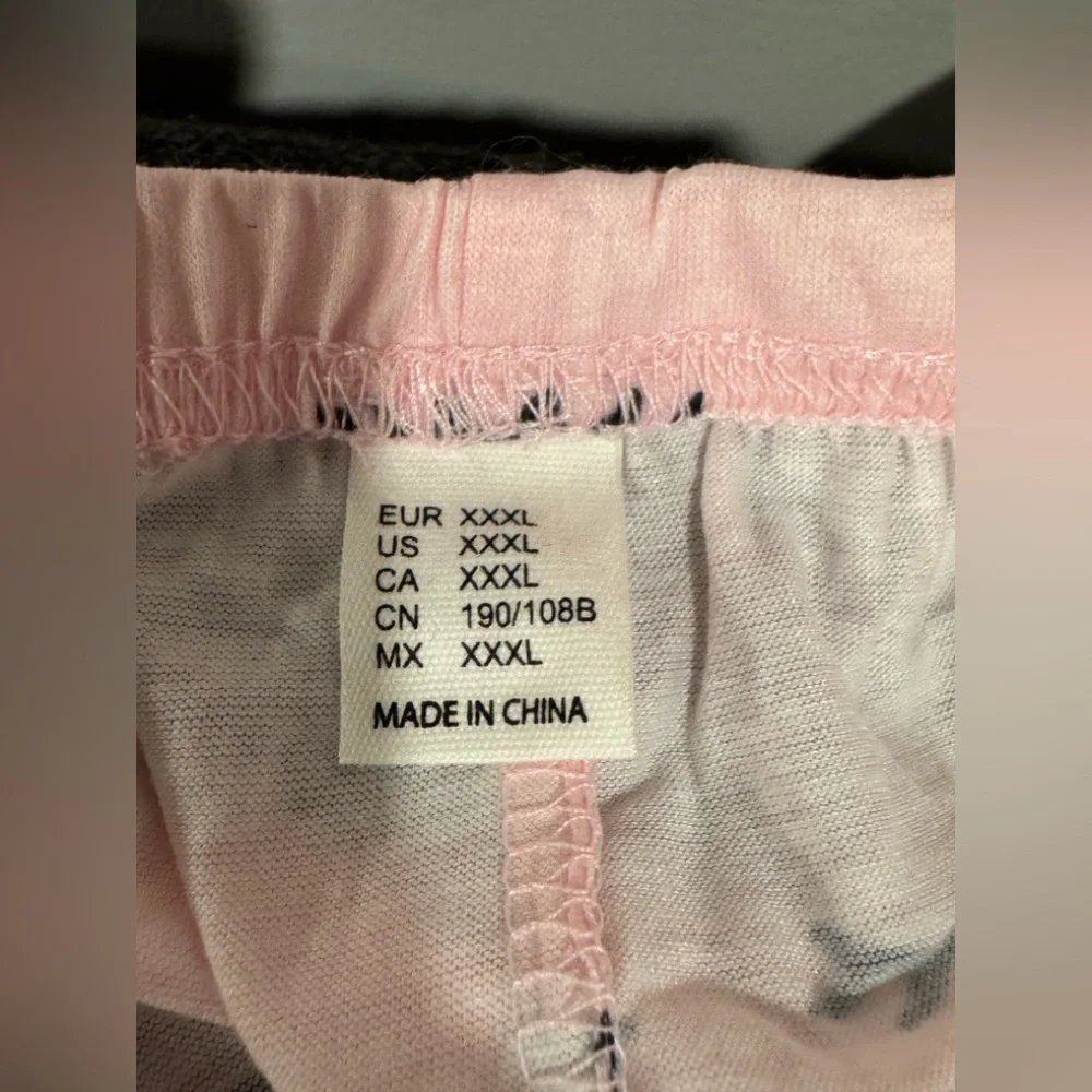 Wdirara Pajama Set, Pink Letter Printed Short Sleeves + Eye Printed Shorts XXXL - Picture 10 of 15